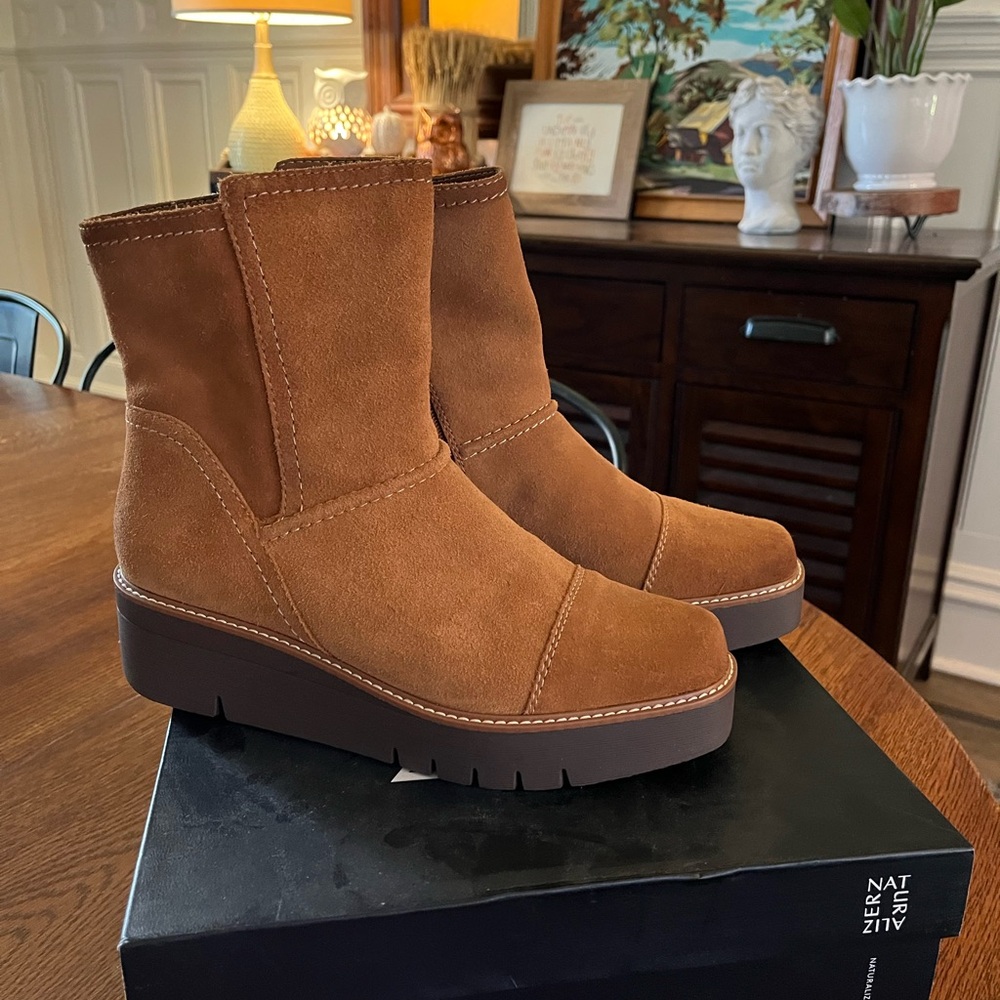 Naturalizer Wylie Suede Boots. Tan (Tawny Brown). Size 10. Almost New!